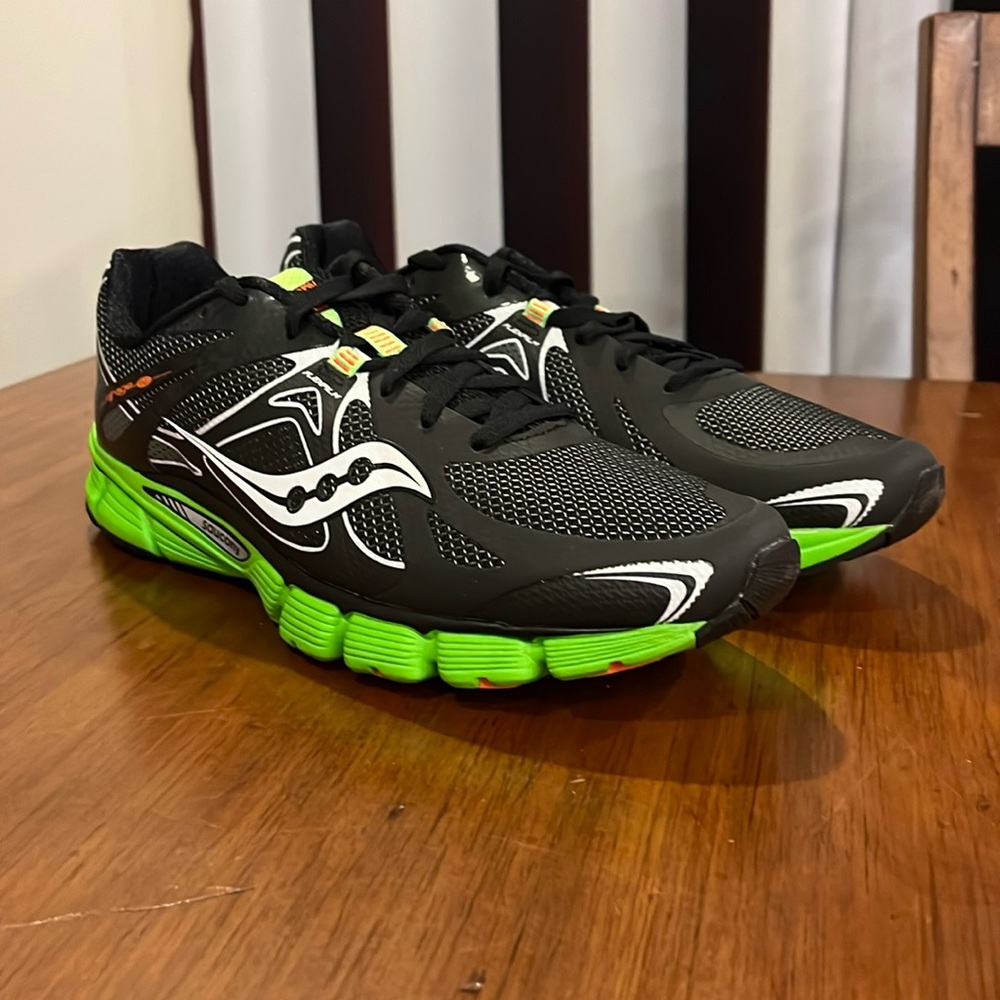 Saucony Mirage 4 Shoes Sneakers new 20221-3 black green Mens Size 11.5